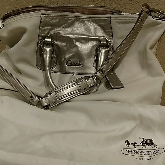 Coach bag with dustbag - Picture 2 of 8